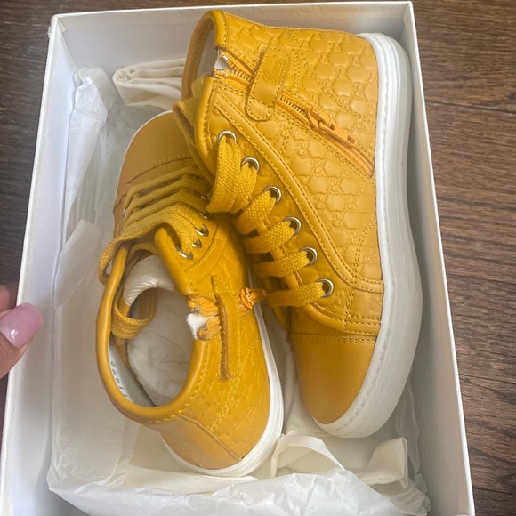 Other - Gucci shoes kids